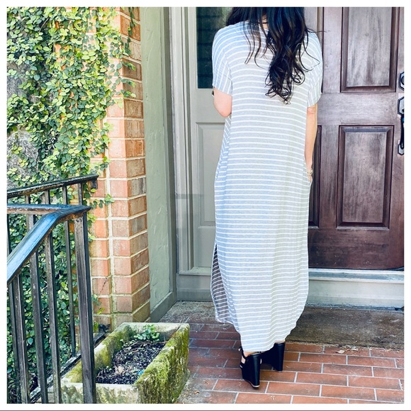 BEST SELLING DRESS V NECK LOOSE FIT SIDE POCKETS - Picture 4 of 7